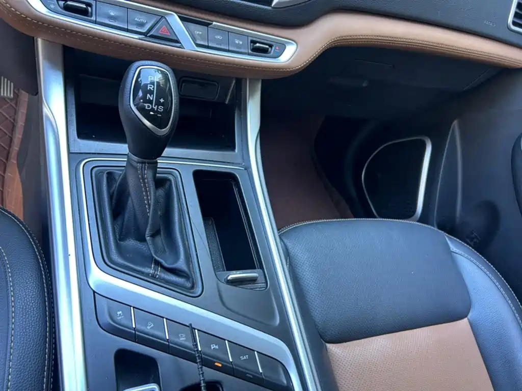 Geely Vision X6 — фото 14