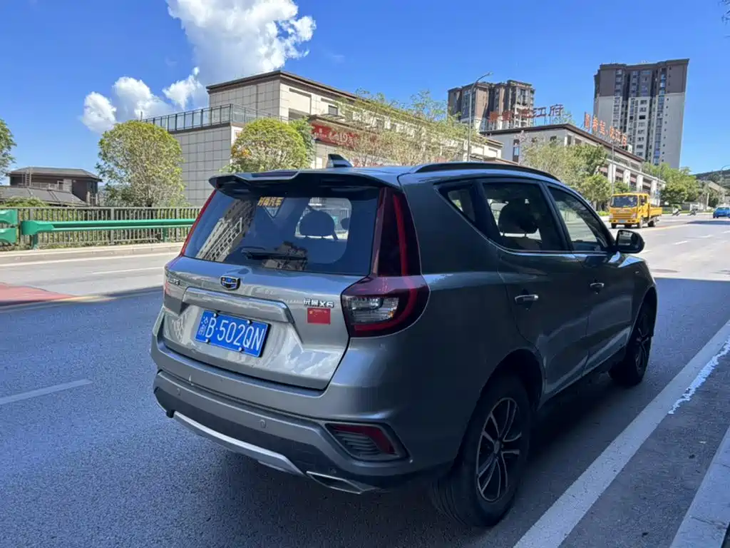Geely Vision X6 — фото 4