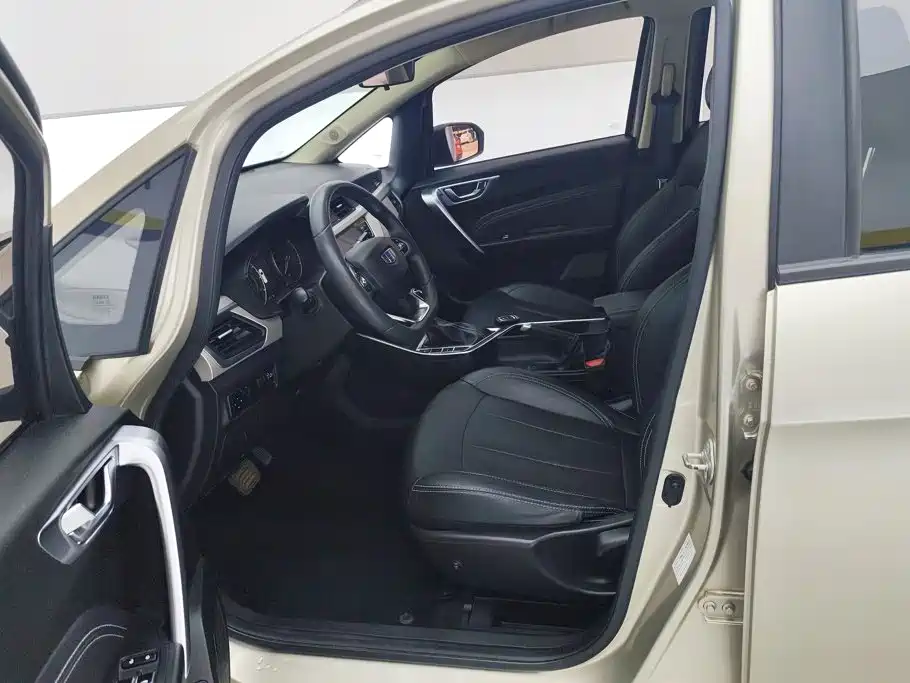 Geely Vision X3 — фото 9