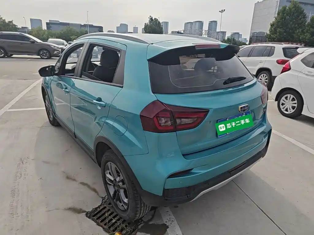 Geely Vision X3 — фото 5