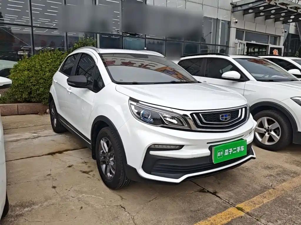 Geely Vision X3 — фото 4
