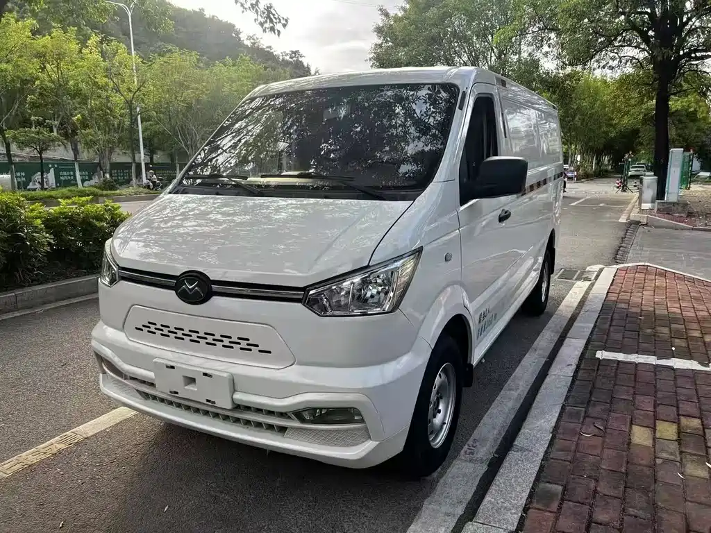 Geely Shuailing