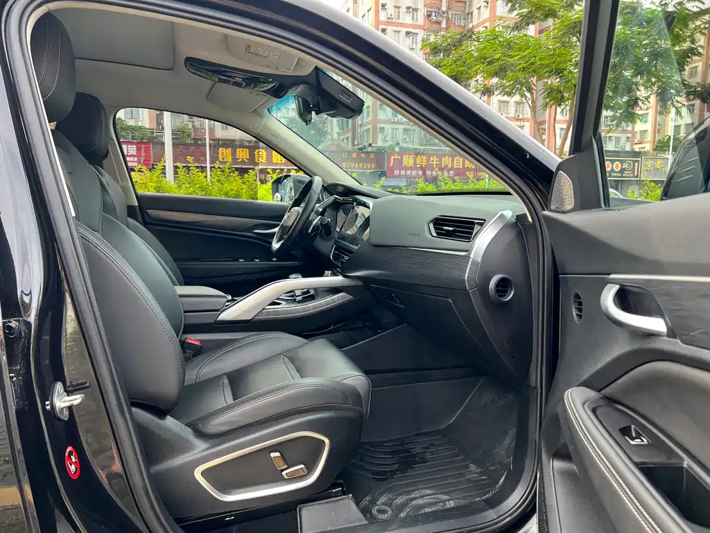 Geely Xingyue — фото 14
