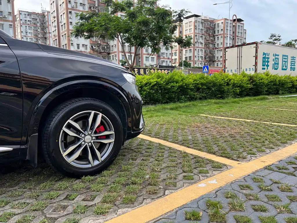 Geely Xingyue — фото 8