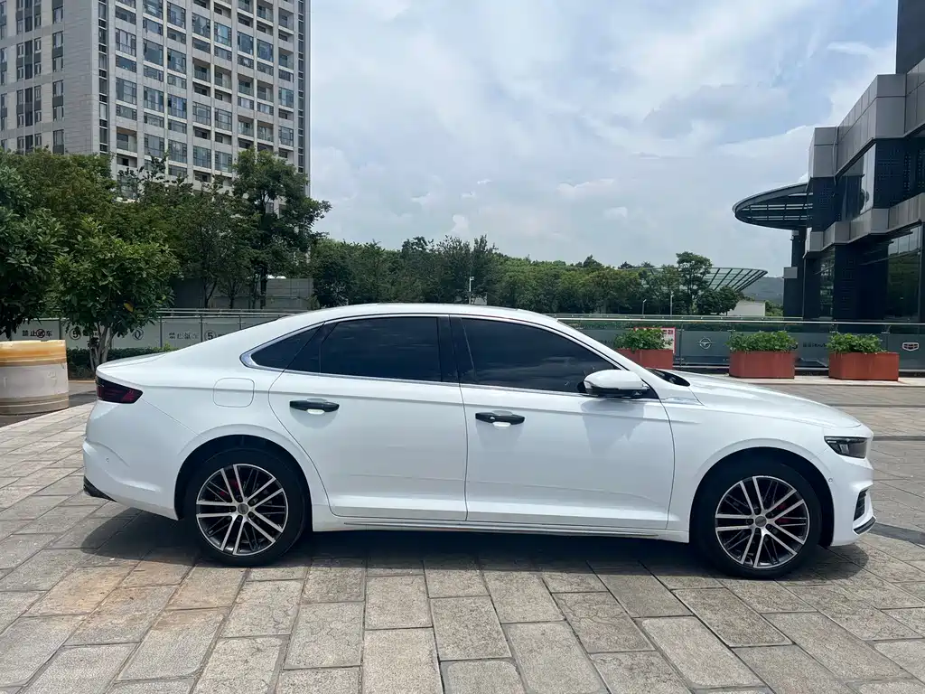 Geely Xingrui — фото 9