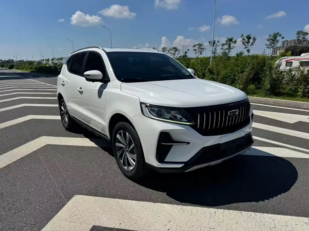 Geely Vision X6 — фото 3