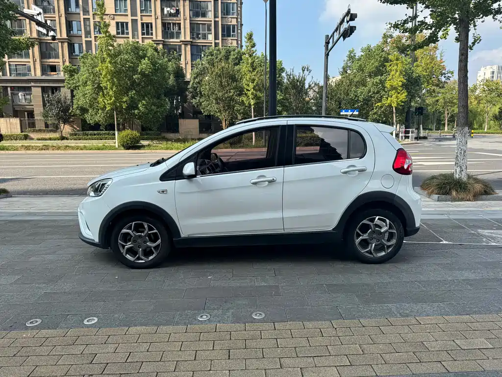 Geely Vision X1 — фото 3