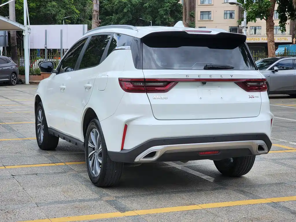 Geely Vision X6 — фото 7