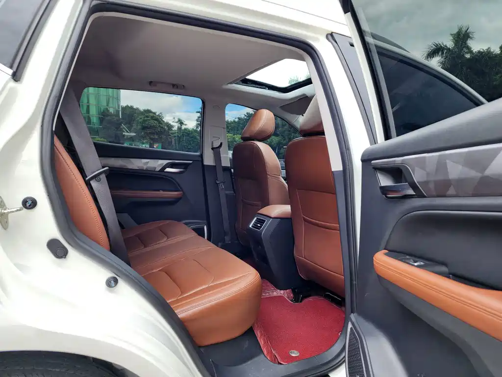 Geely Vision X6 — фото 10