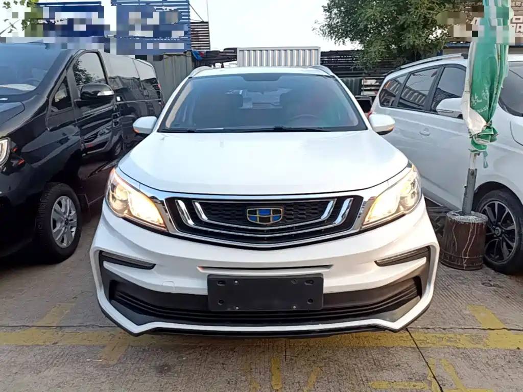 Geely Vision X3 — фото 3