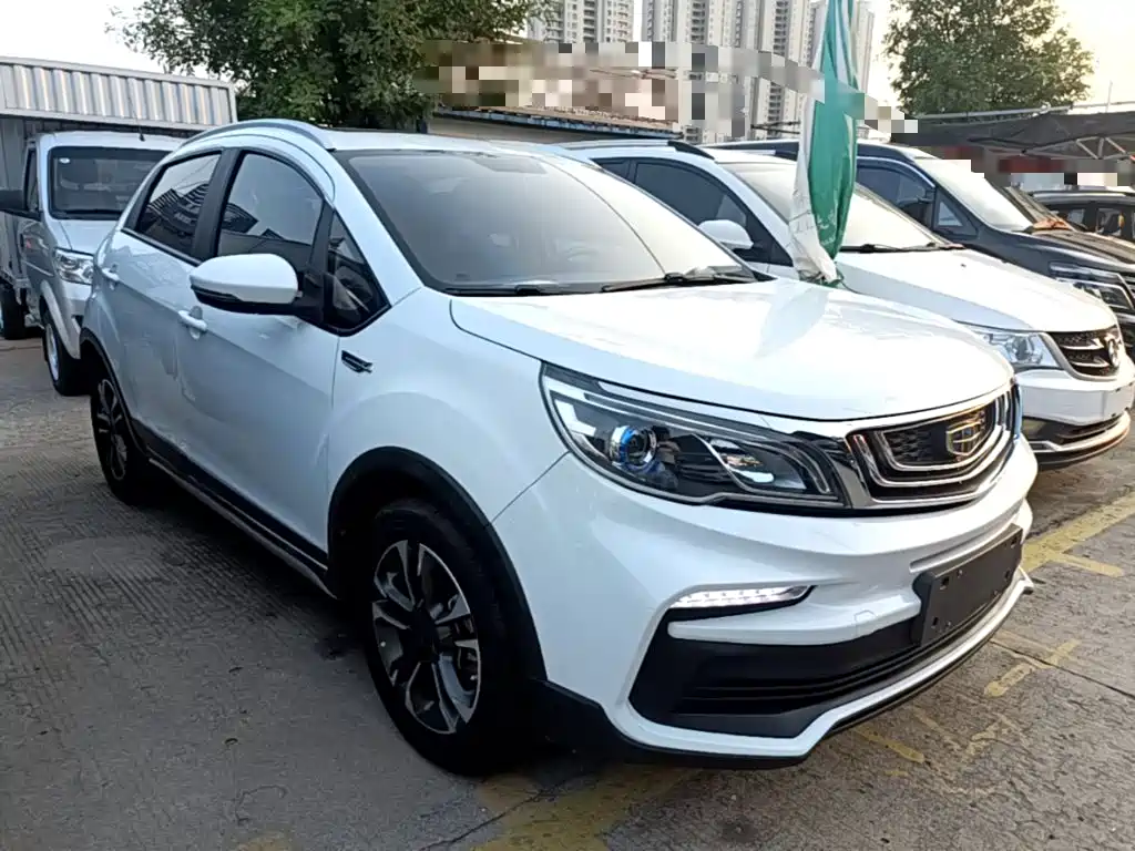 Geely Vision X3 — фото 4