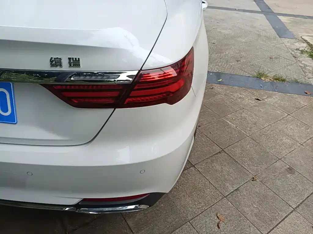 Geely Binrui — фото 8