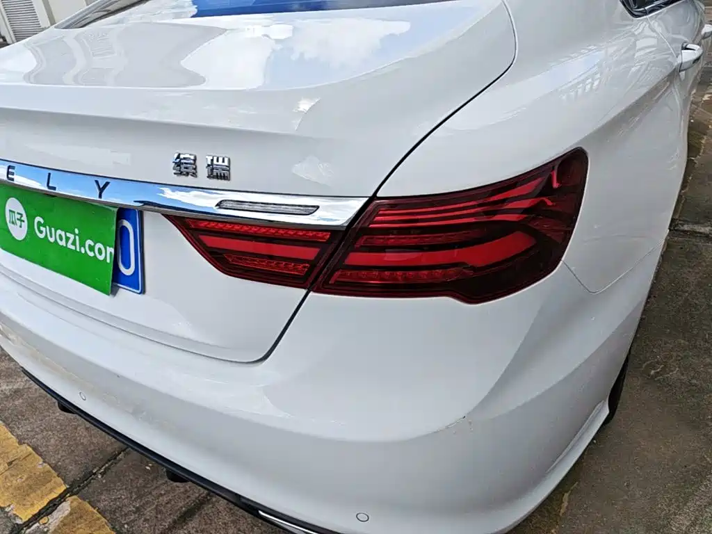 Geely Binrui — фото 8