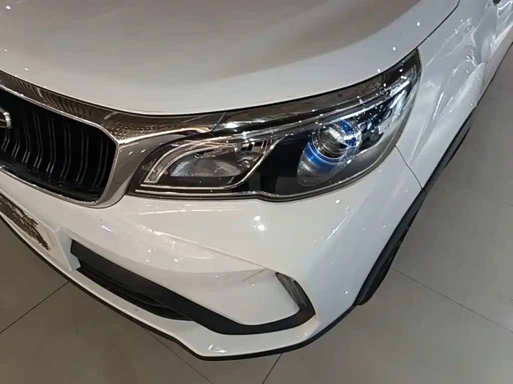 Geely Vision X3 — фото 24