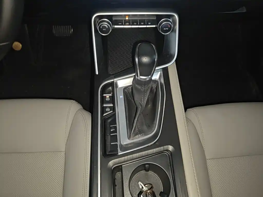 Geely Binrui — фото 14