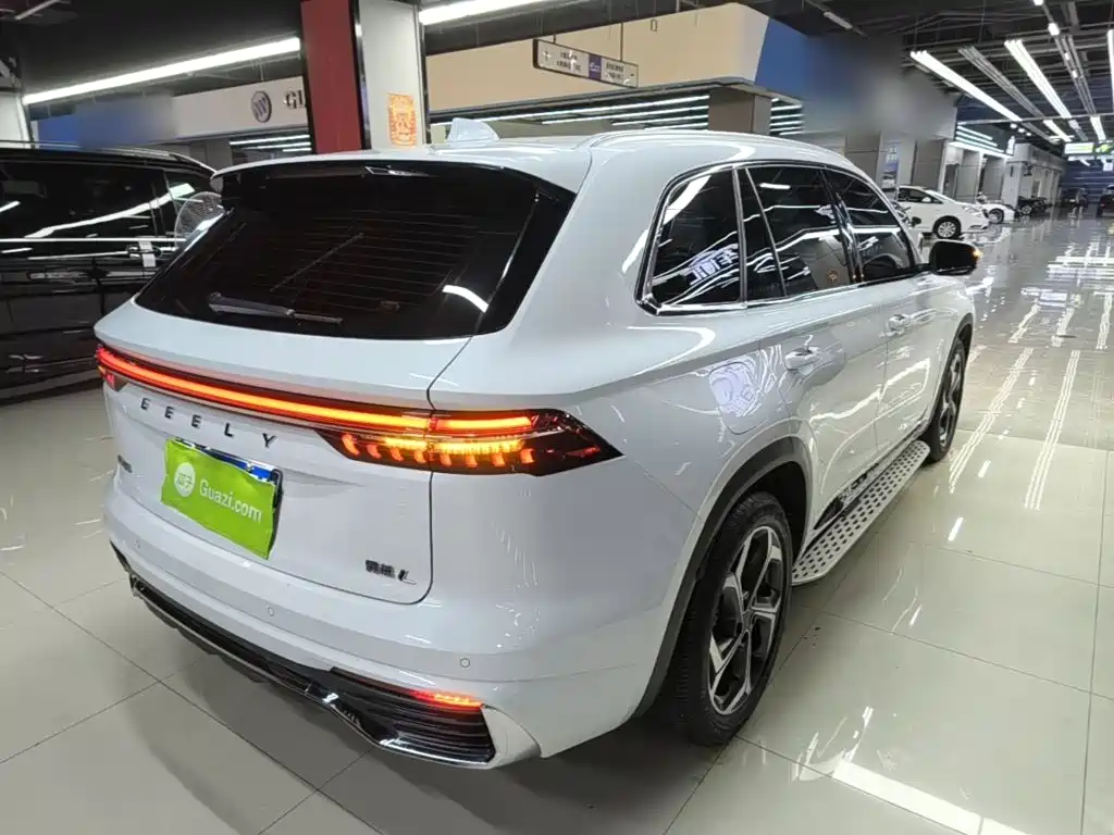 Geely Xingyue L — фото 7
