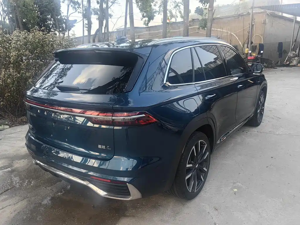 Geely Xingyue L — фото 14