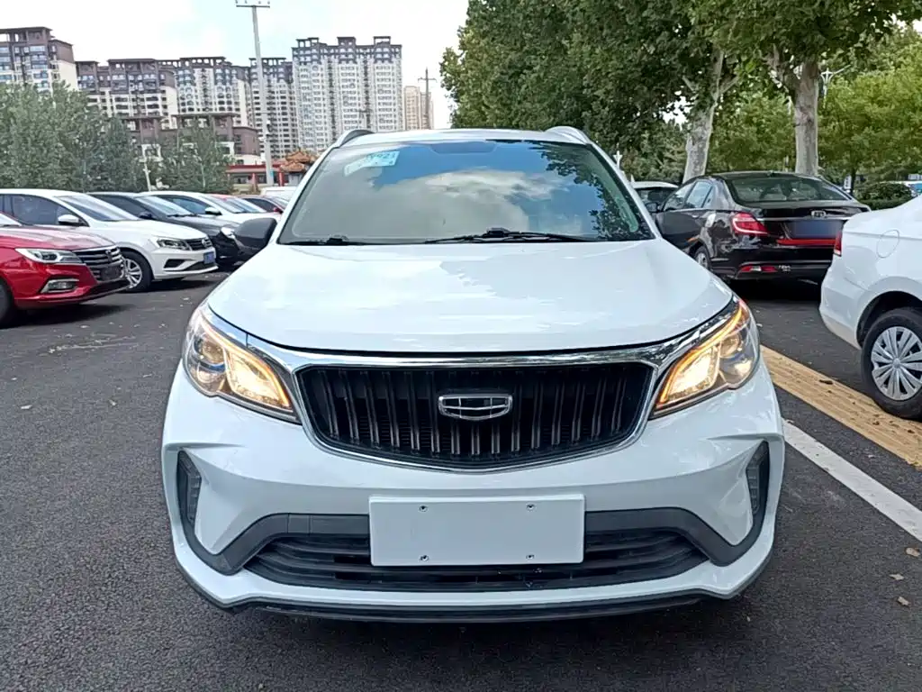 Geely Vision X3 — фото 3