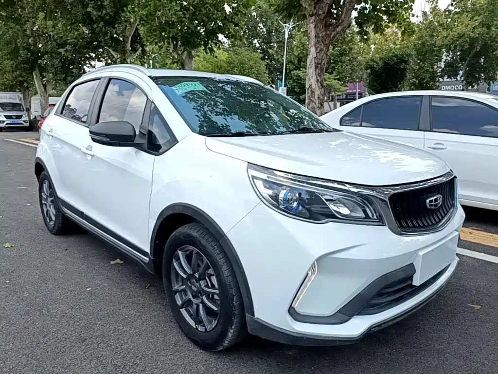Geely Vision X3 — фото 4