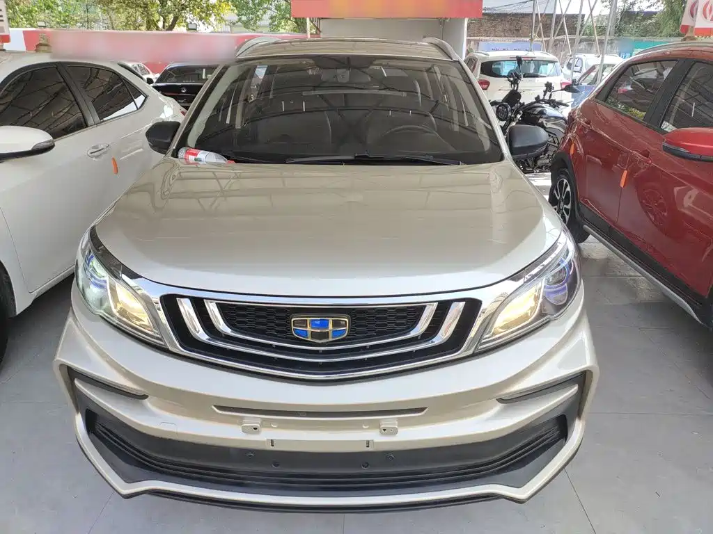Geely Vision X3 — фото 3