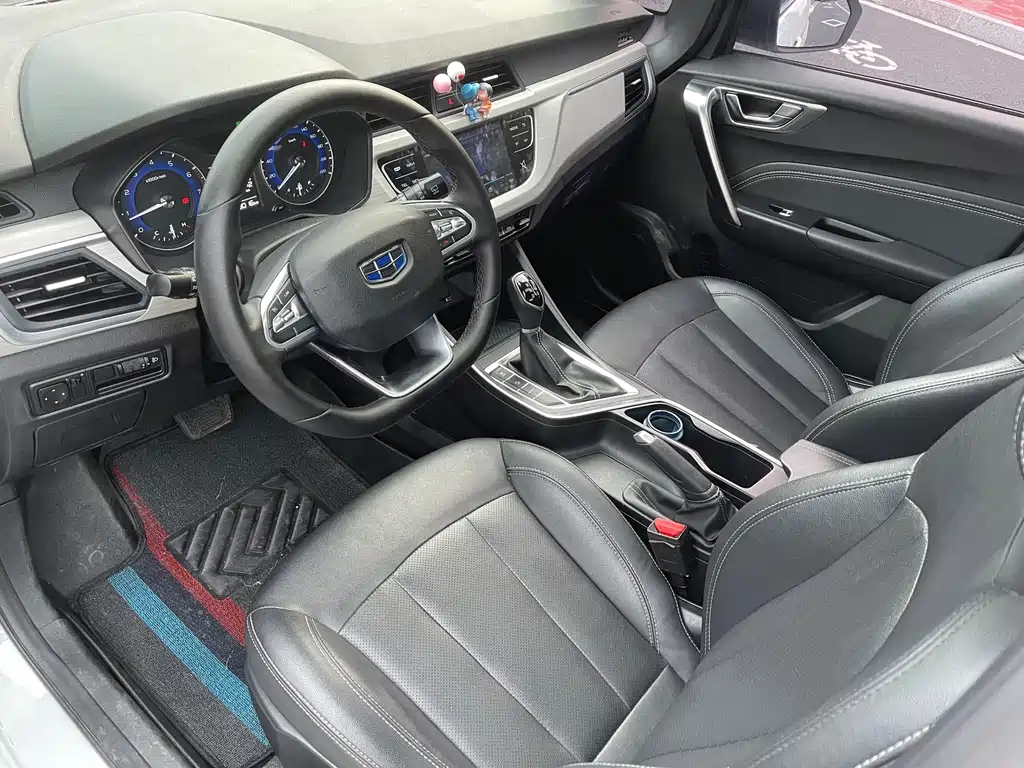 Geely Vision X3 — фото 4