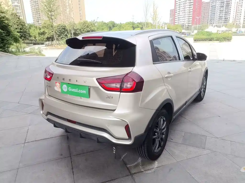 Geely Vision X3 — фото 7
