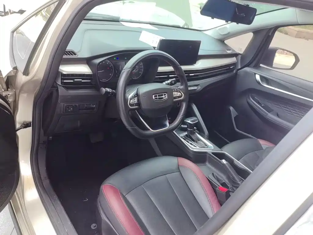 Geely Vision X3 — фото 10