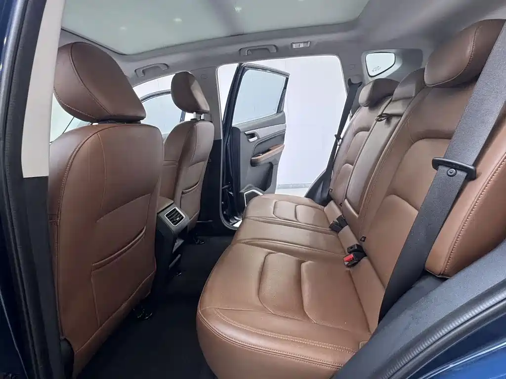 Geely Vision X6 — фото 11