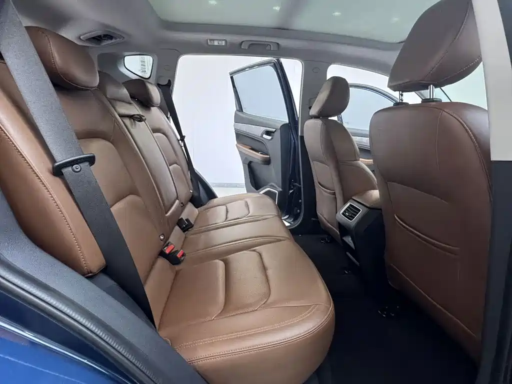 Geely Vision X6 — фото 9