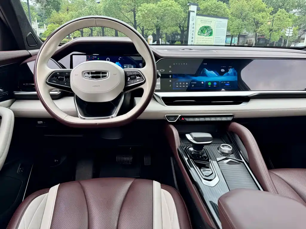 Geely Xingyue L — фото 15