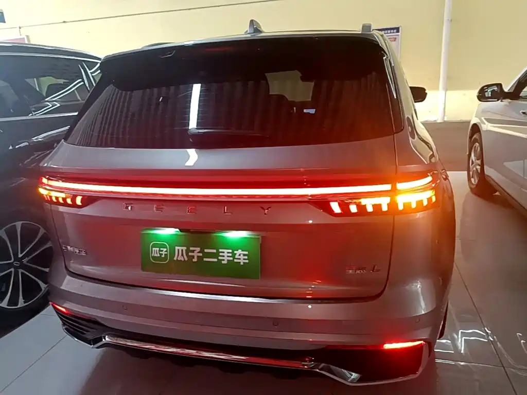 Geely Xingyue L — фото 6