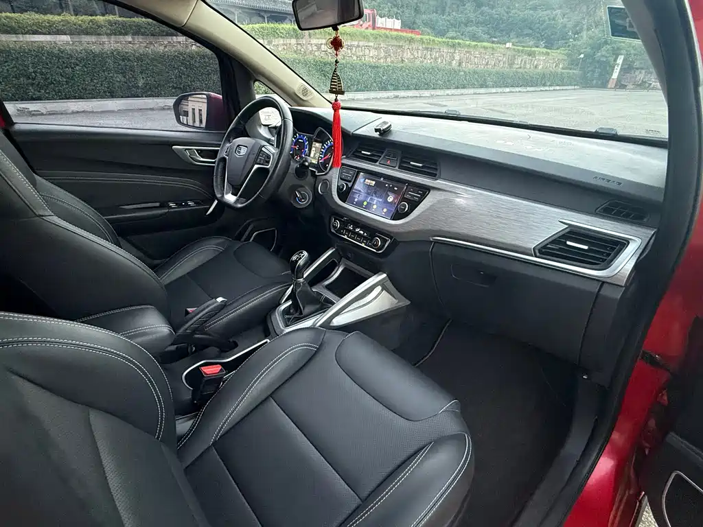 Geely Vision X3 — фото 10