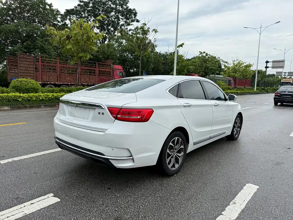 Geely Borui — фото 4