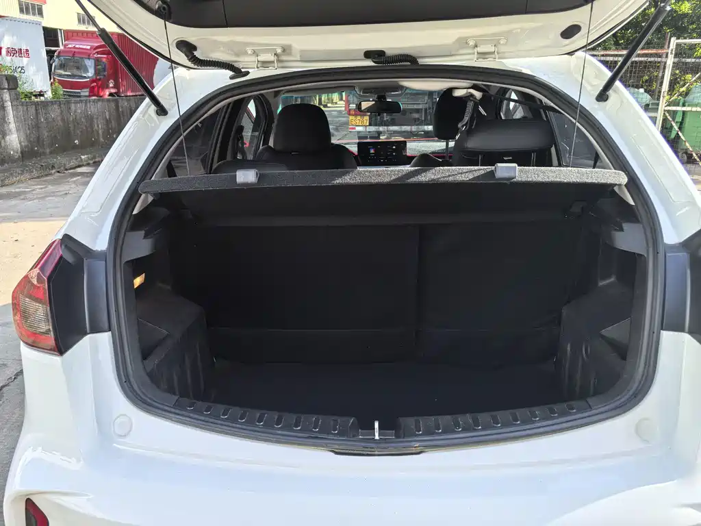 Geely Vision X3 — фото 15