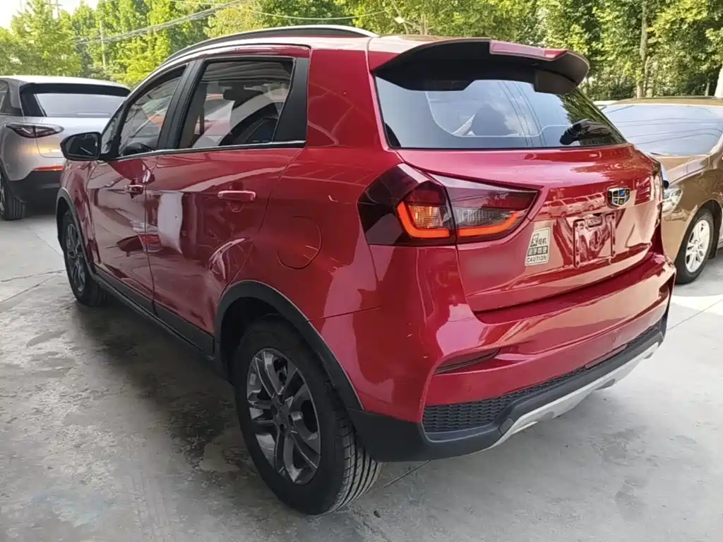 Geely Vision X3 — фото 23