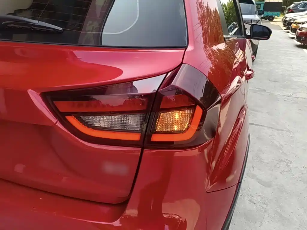 Geely Vision X3 — фото 24
