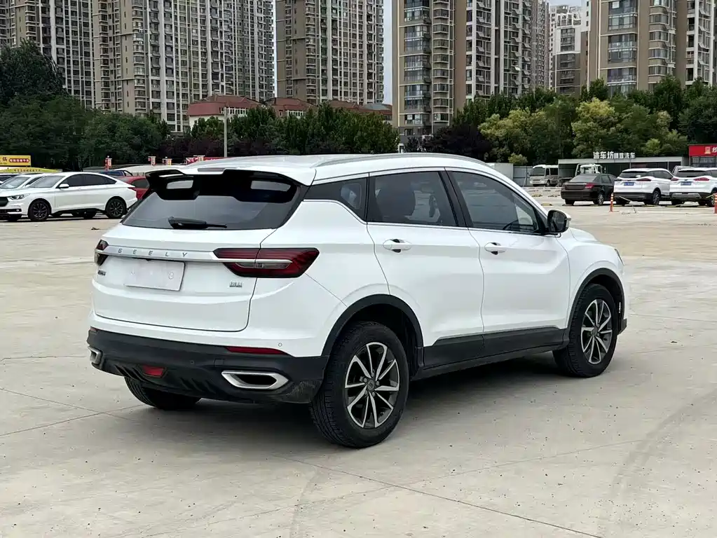 Geely Binyue — фото 4