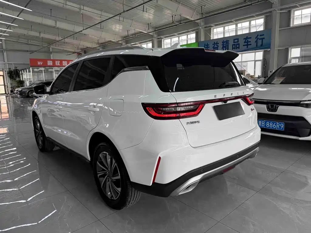 Geely Vision X6 — фото 6