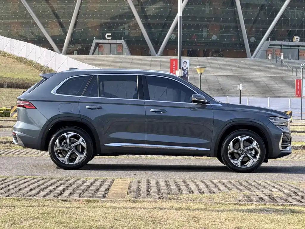 Geely Xingyue L — фото 10