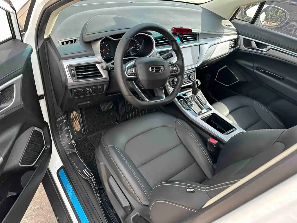 Geely Emgrand GS — фото 10