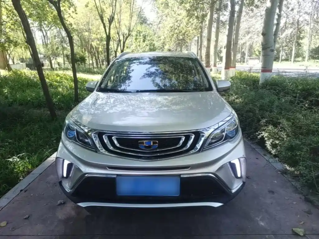 Geely Vision X3 — фото 3