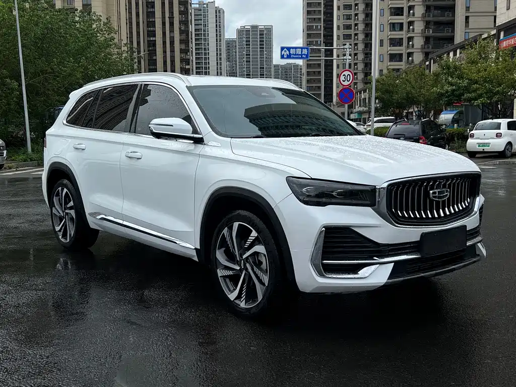 Geely Xingyue L — фото 3