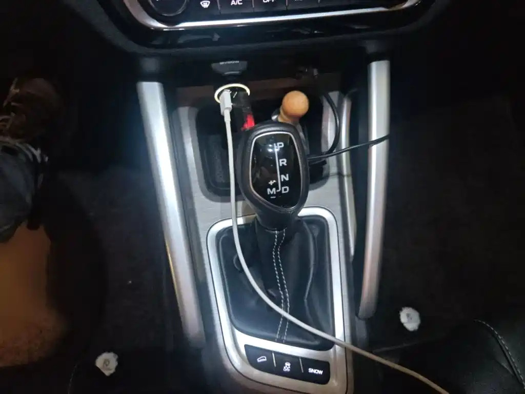 Geely Vision X3 — фото 7