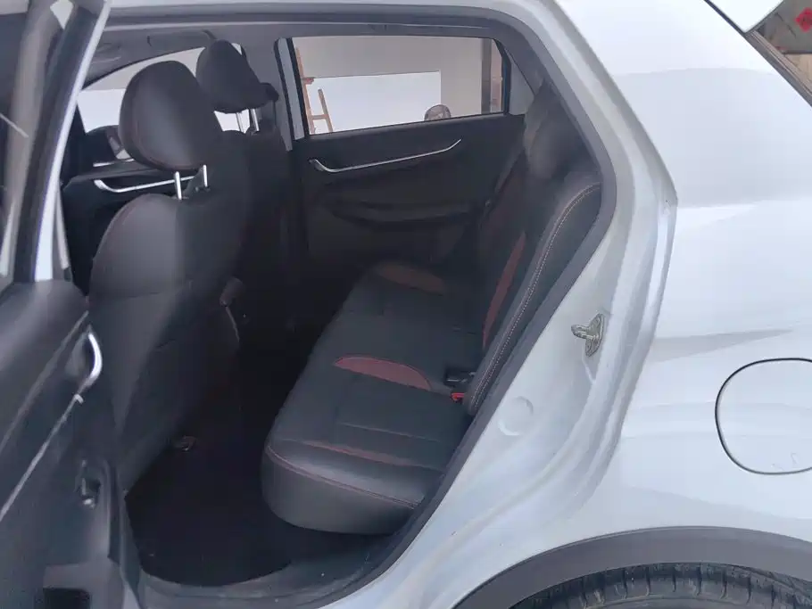 Geely Vision X3 — фото 11