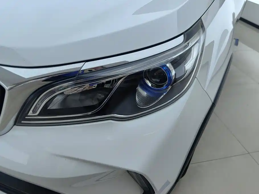 Geely Vision X3 — фото 5