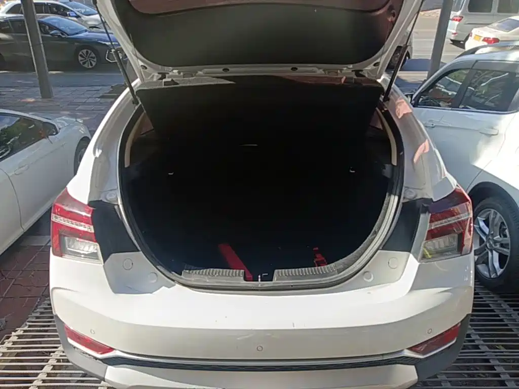 Geely Vision S1 — фото 19