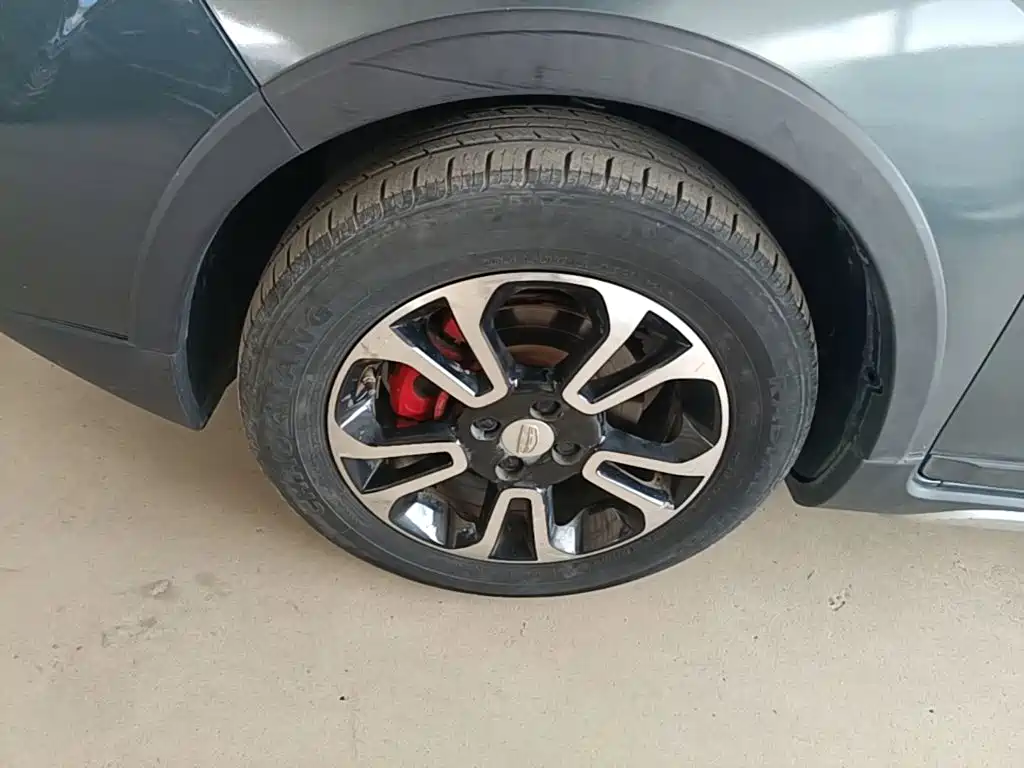 Geely Vision X3 — фото 23