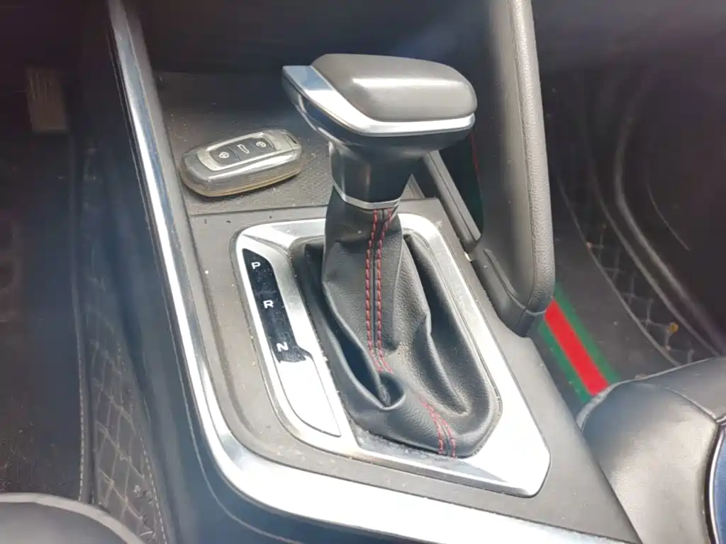 Geely Vision X3 — фото 14