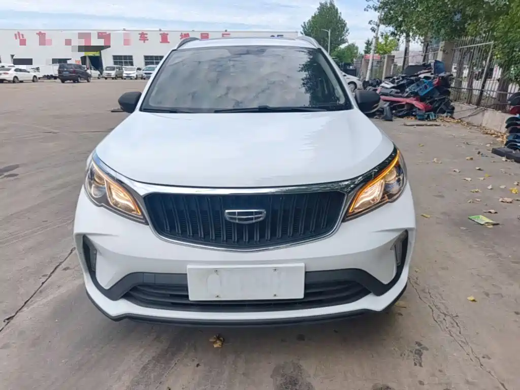 Geely Vision X3 — фото 3