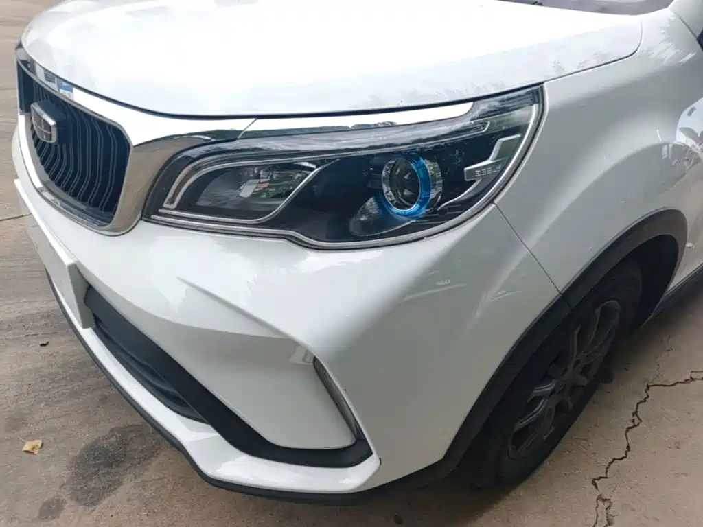 Geely Vision X3 — фото 24